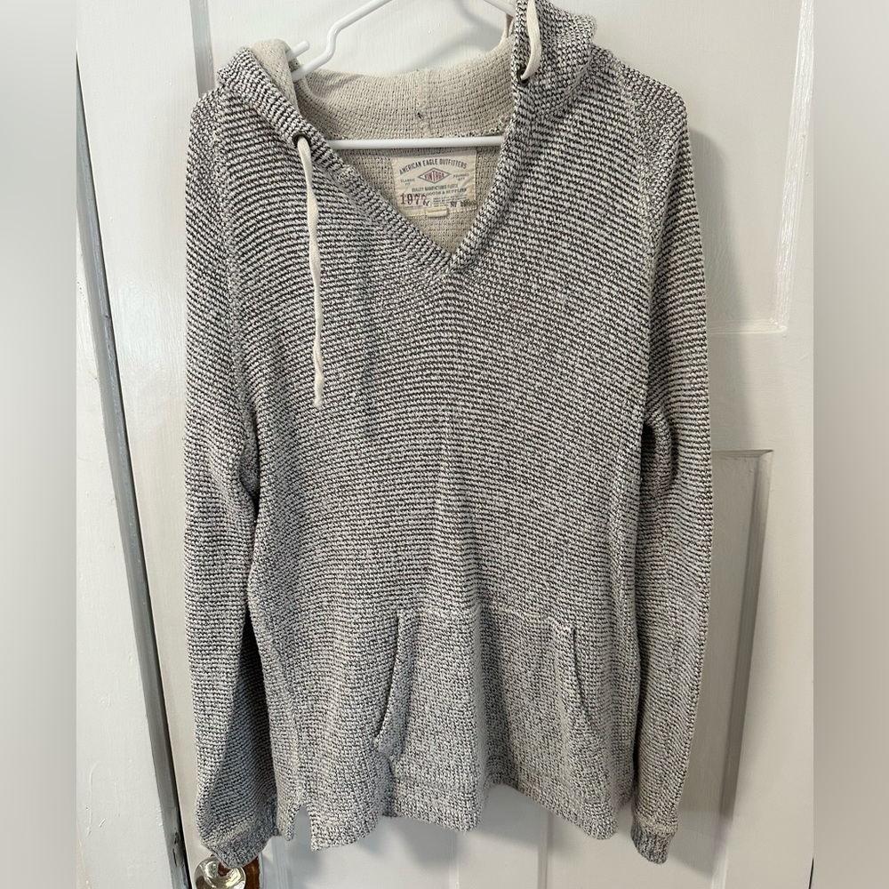American Eagle knit pullover